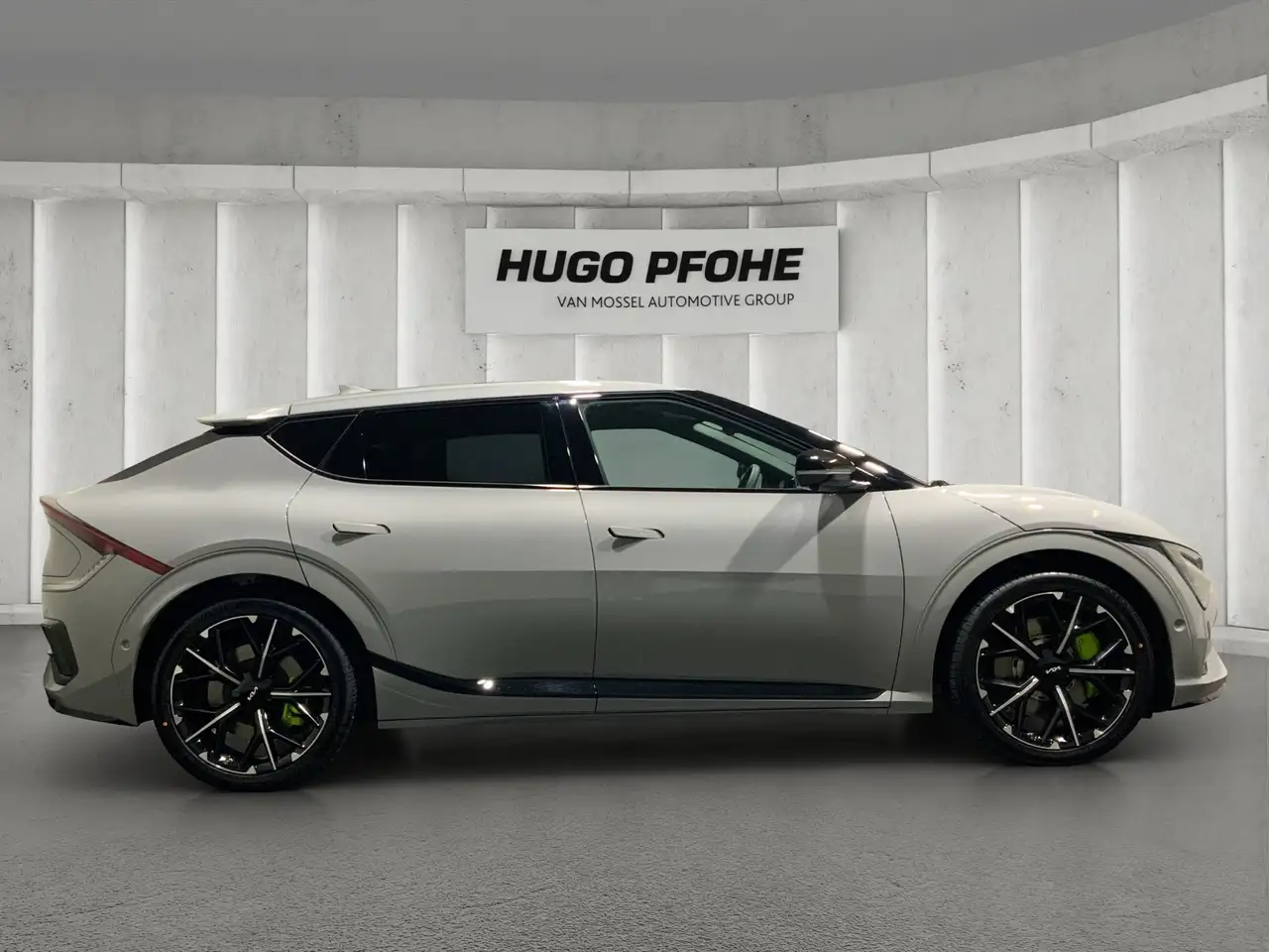 Kia EV6 GT 84 kWh 478 kW Allradantrieb Sports Utility Vehi 5
