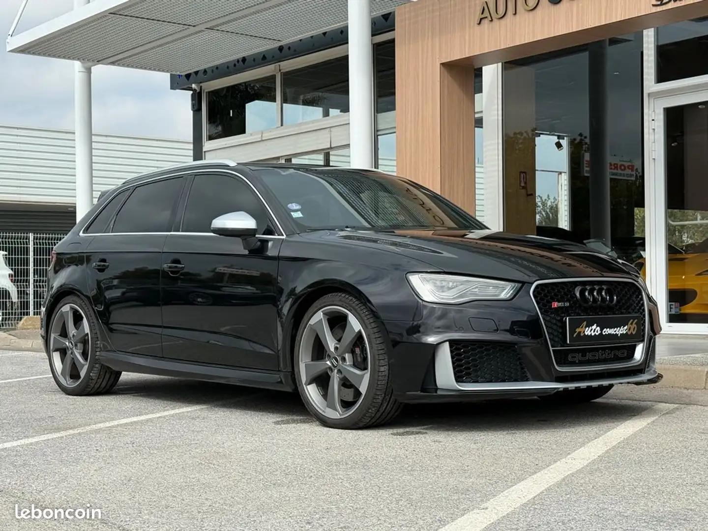 Audi RS3 SPORTBACK 2.5 TFSI 367ch Quattro S Tronic 7 Noir - 1