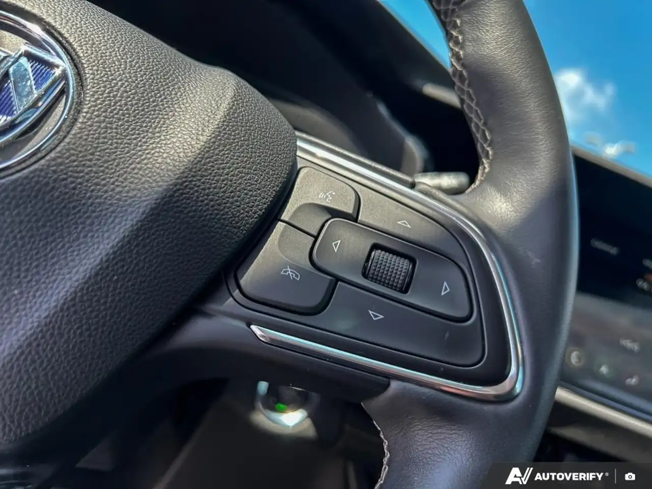 Buick Envision снимка Buick Envision