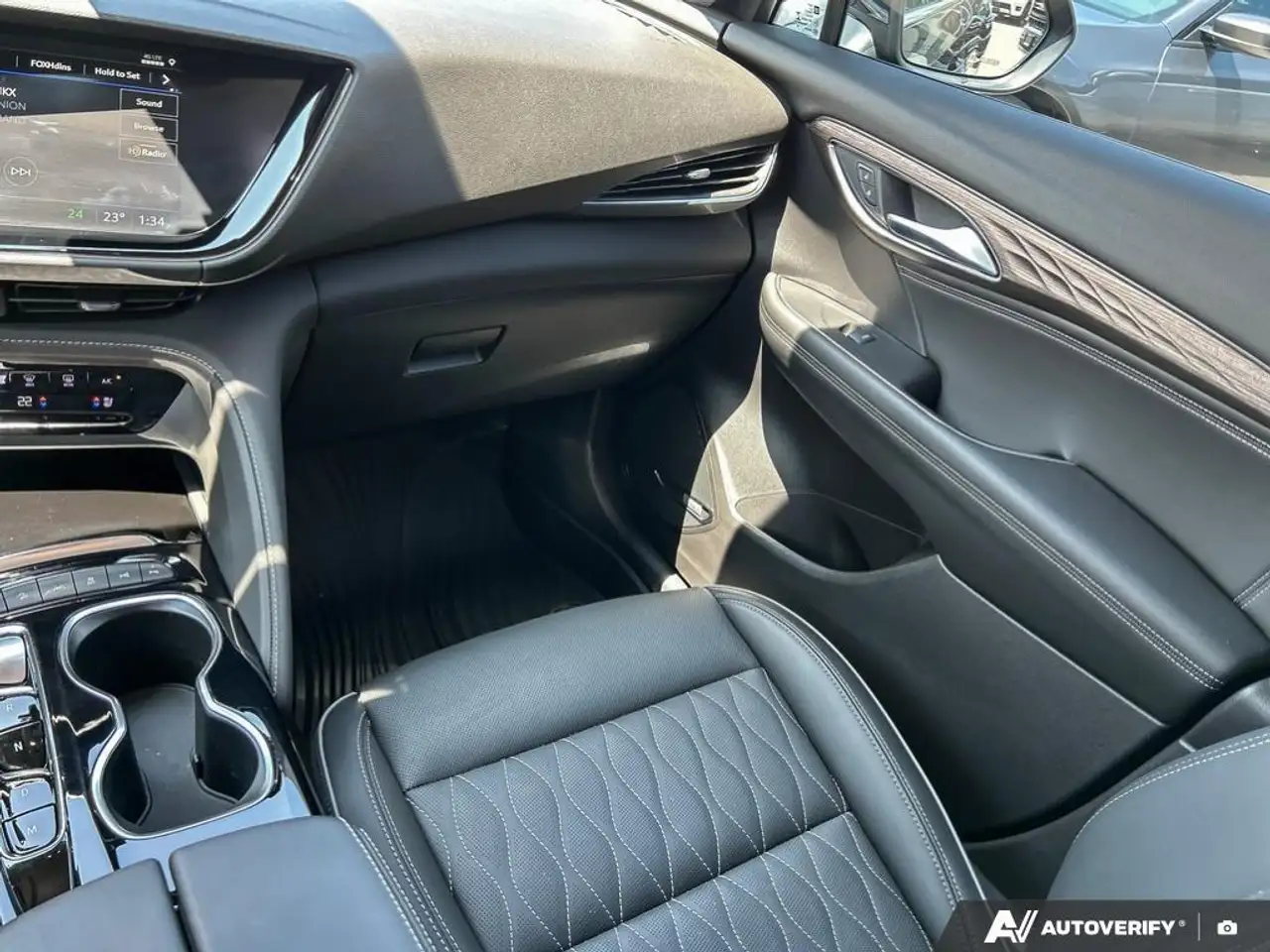 Buick Envision снимка Buick Envision