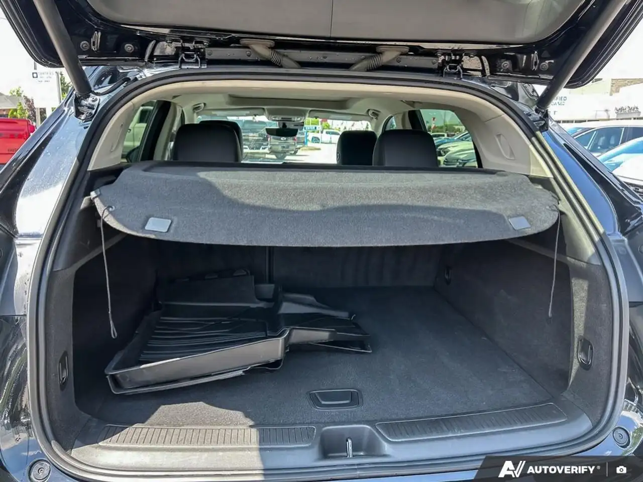 Buick Envision снимка Buick Envision