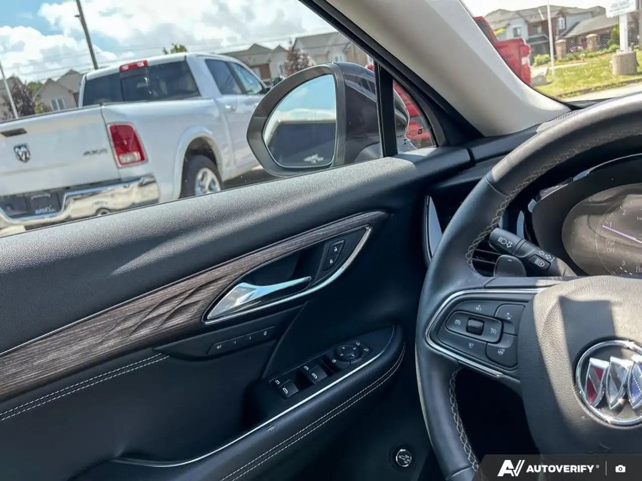 Buick Envision снимка Buick Envision
