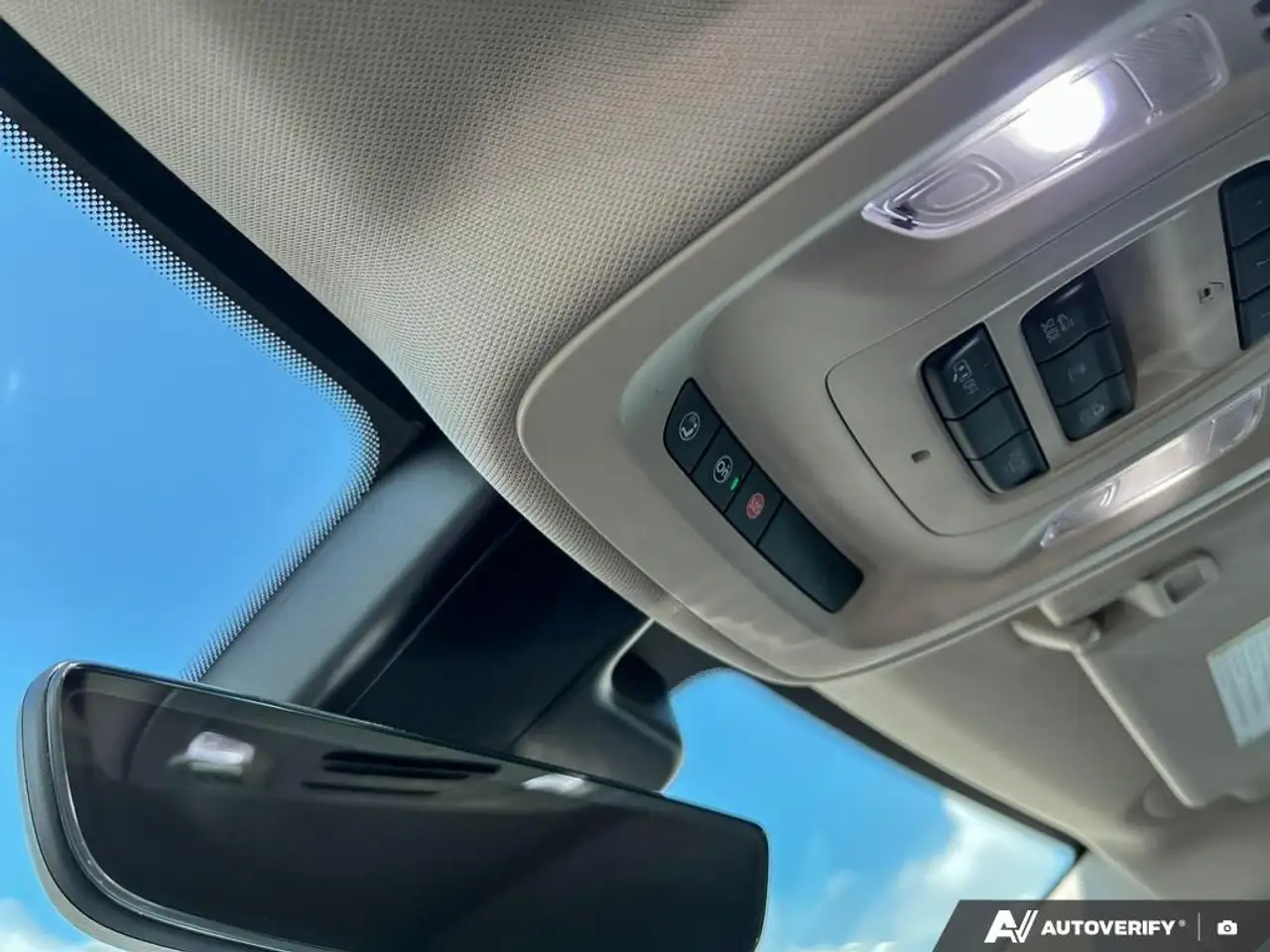 Buick Envision снимка Buick Envision