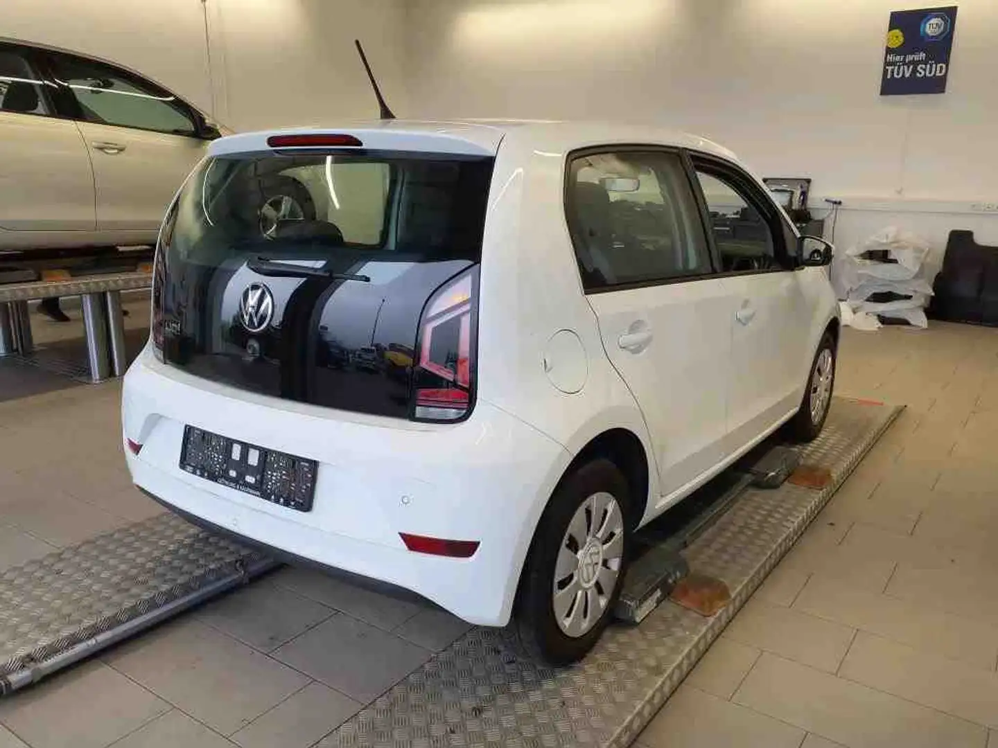 Volkswagen up! move up! 1.0 MPI*KAM*SHZ*PDC*GRA* Blanc - 2