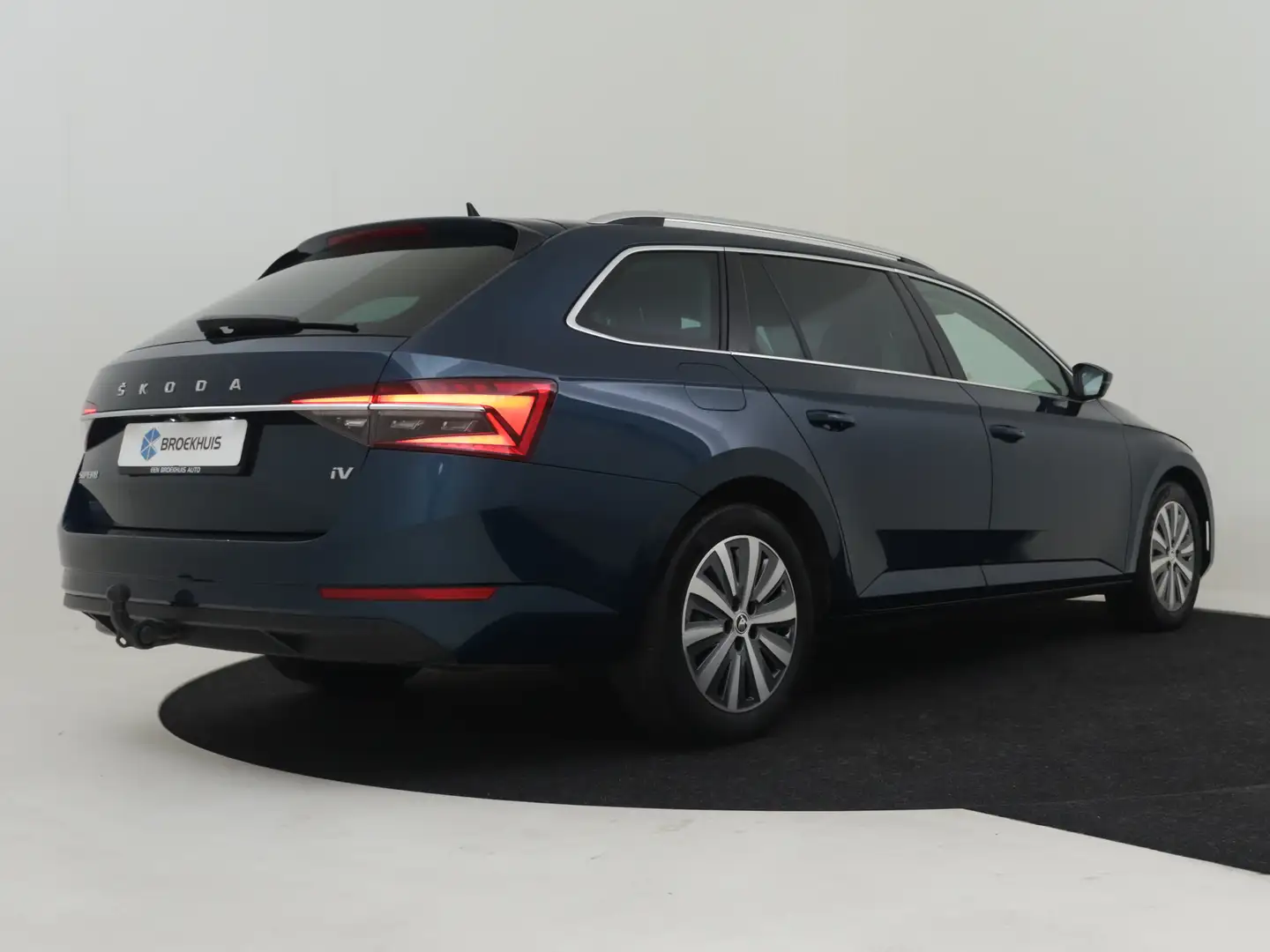 Skoda Superb Combi 1.4 TSI iV Business Edition Plus 218pk | Tre Bleu - 2