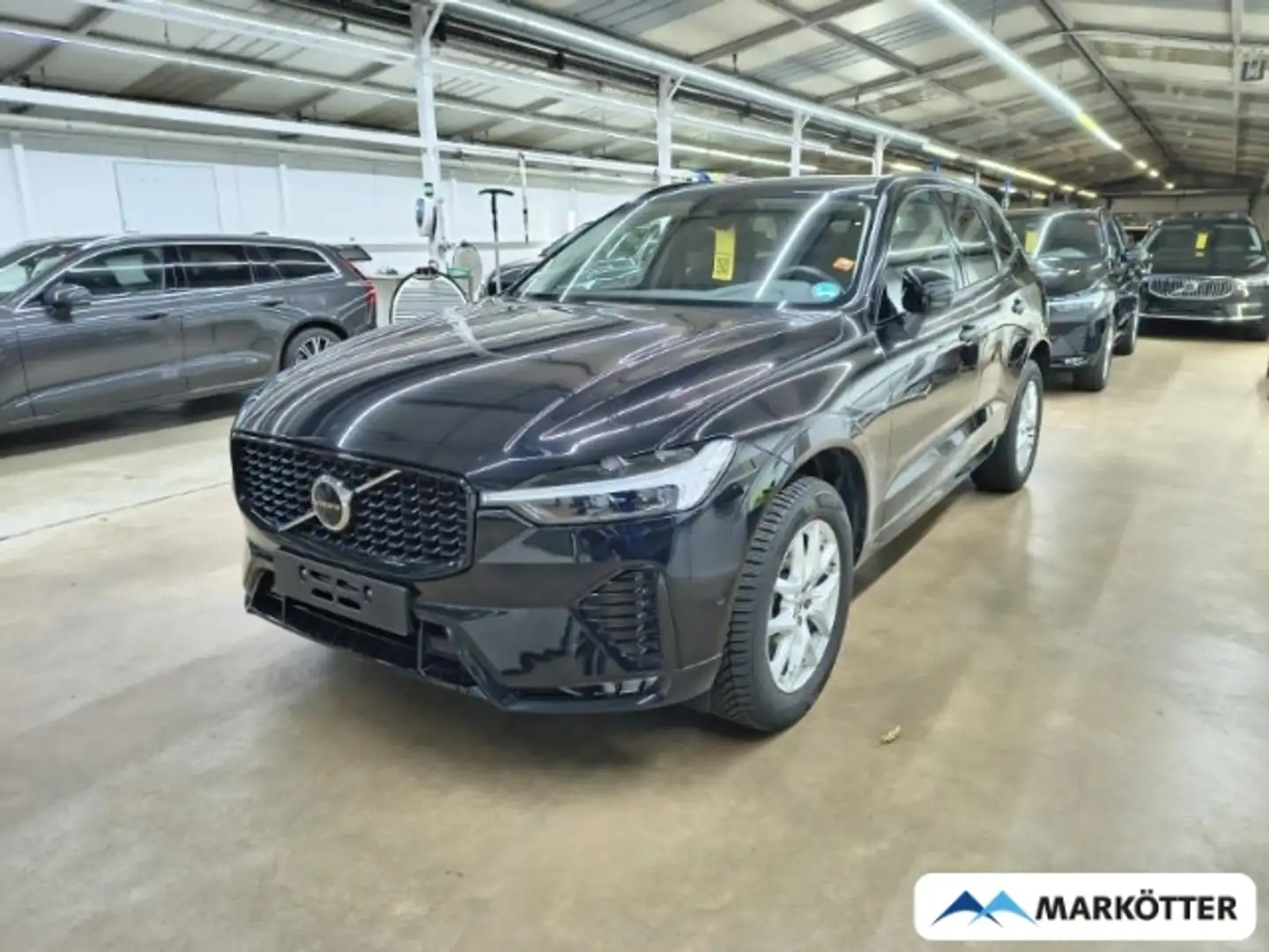 Volvo XC60 B5 AWD Plus Dark 360CAM/BLIS/ACC/GOOGLE Schwarz - 1