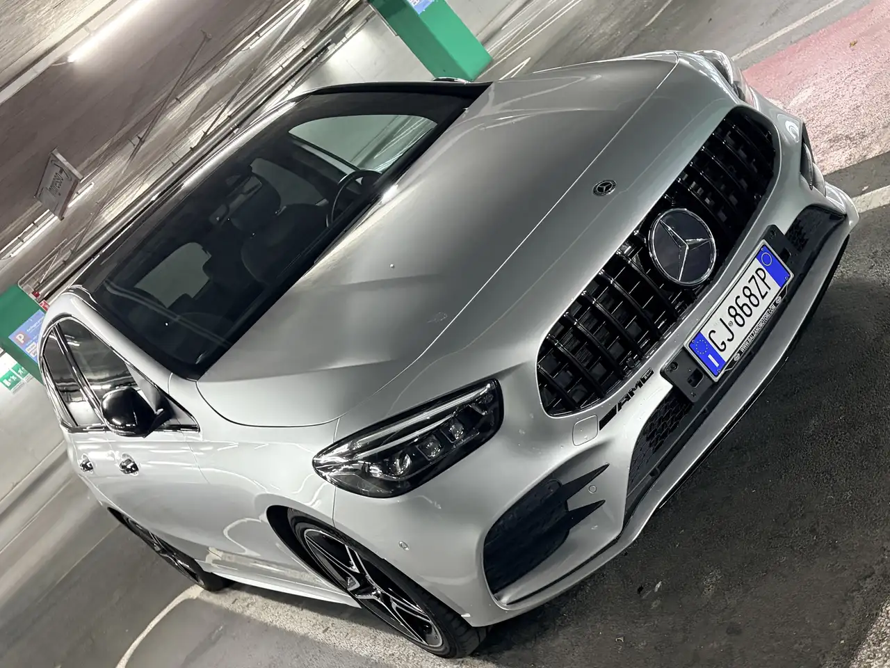 Mercedes-Benz B 180