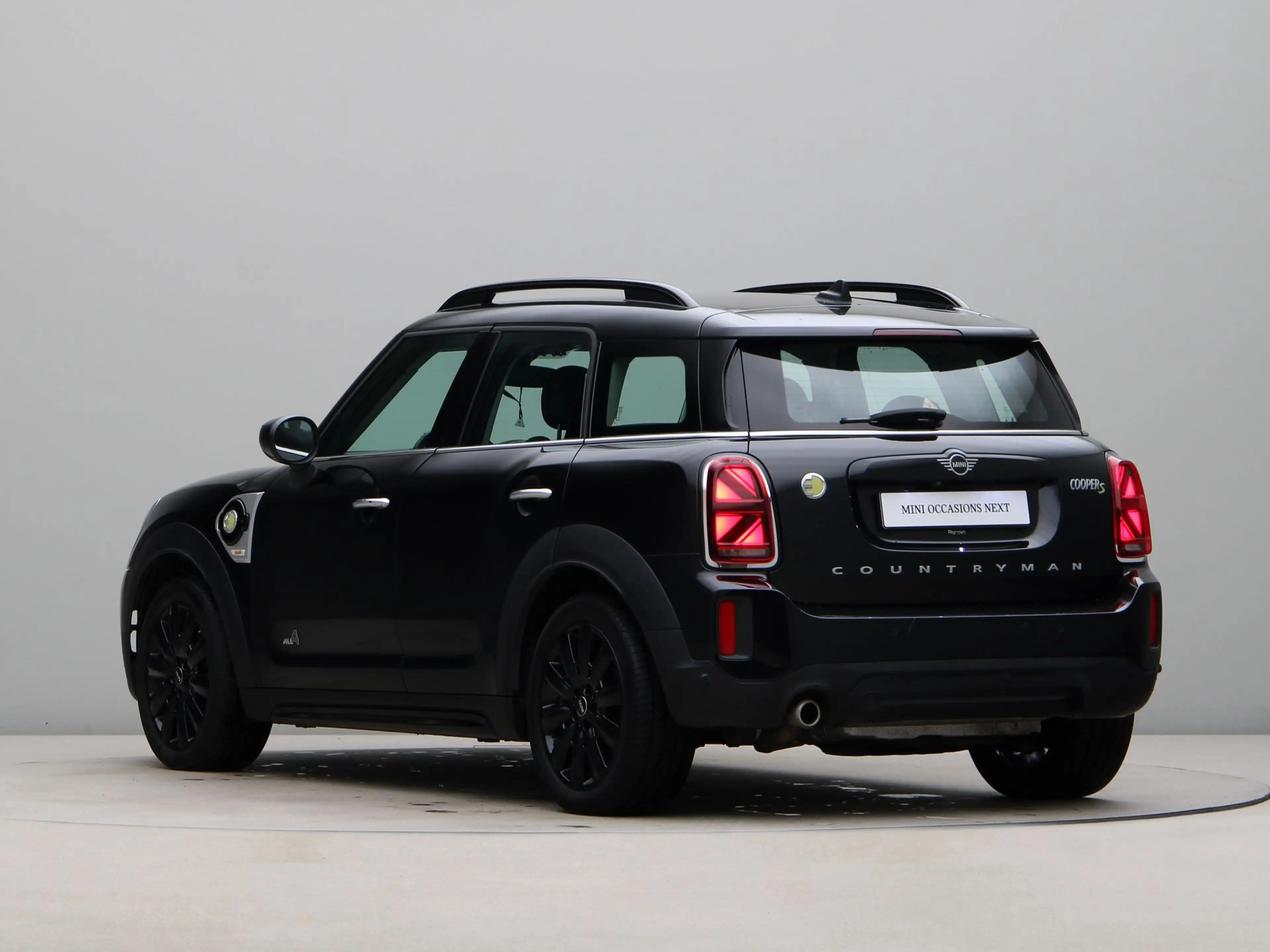 MINI Cooper SE Countryman ALL4 Classic — photo 10