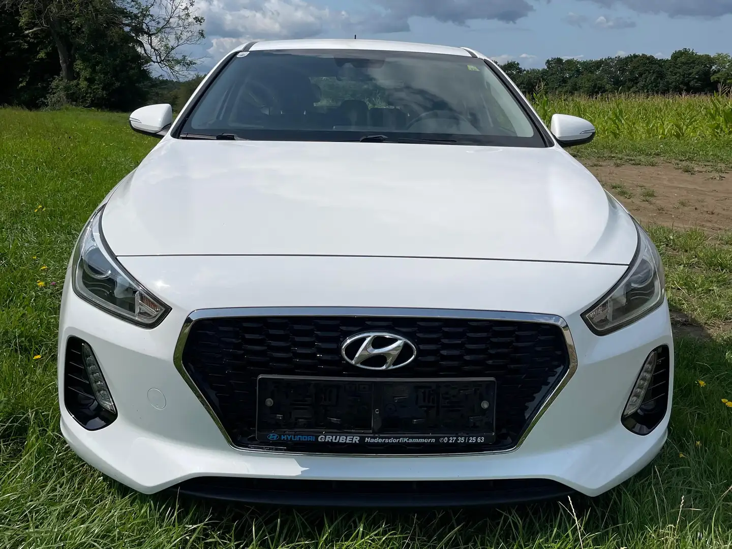 Hyundai i30 i30 CW 1,4 MPI Start/Stopp Comfort Comfort Weiß - 1