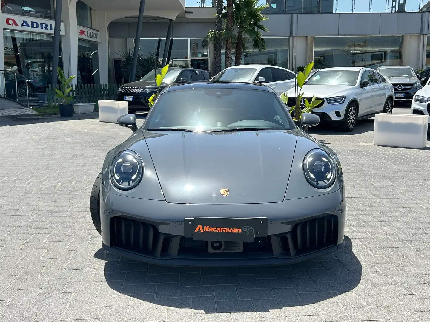 Porsche 992 911 (992.2) Coupe 3.6 GTS 540cv auto KM 0 Grijs - 2