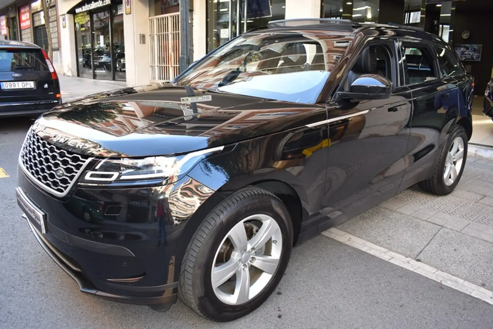 Land Rover Range Rover Velar 2.0 Si4 S 4WD Aut. 250 Negro - 1