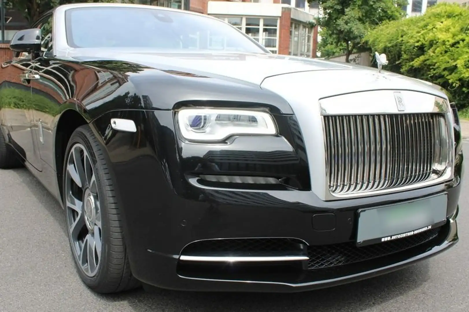 Rolls-Royce Dawn 6.6 V12 Niebieski - 1