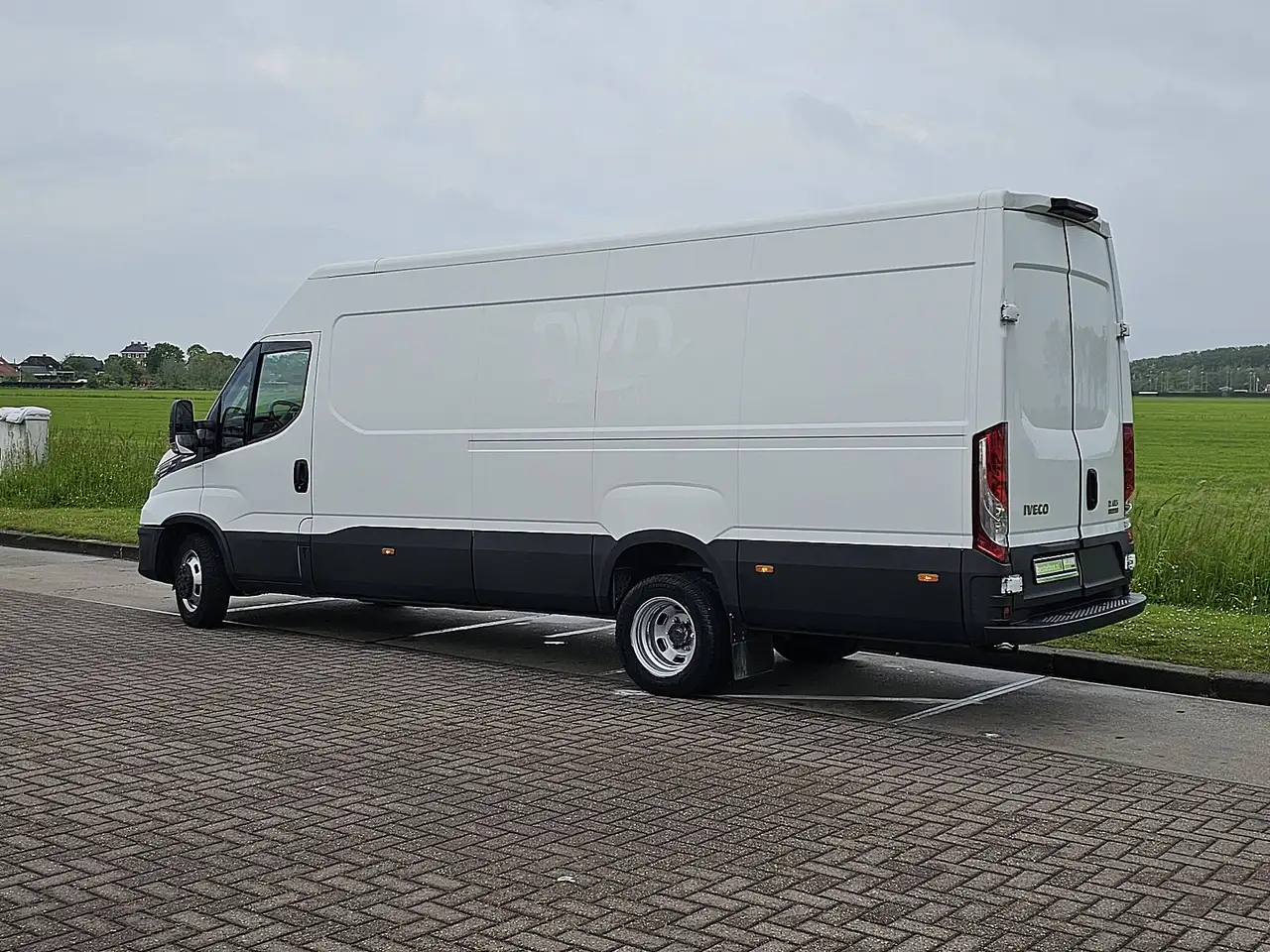 Iveco Daily 2022 — фото 6