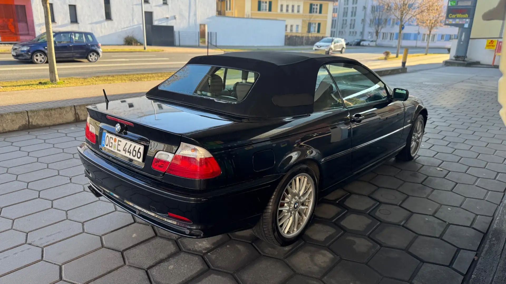 BMW 318 Cabriolet LESS DRIVEN - 2