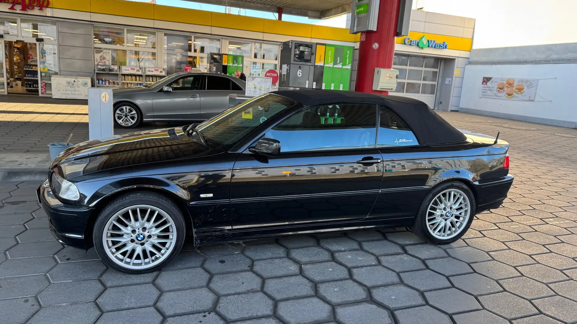 BMW 318 Cabriolet LESS DRIVEN - 1