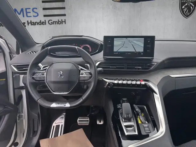 Peugeot 3008 view 12
