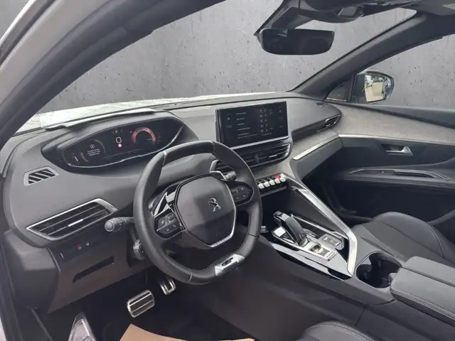 Peugeot 3008 view 9