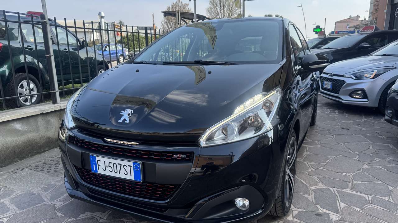 Peugeot 208 5p 1.2  t GT Line 110cv NAVI TETTO NEO PATENTATI