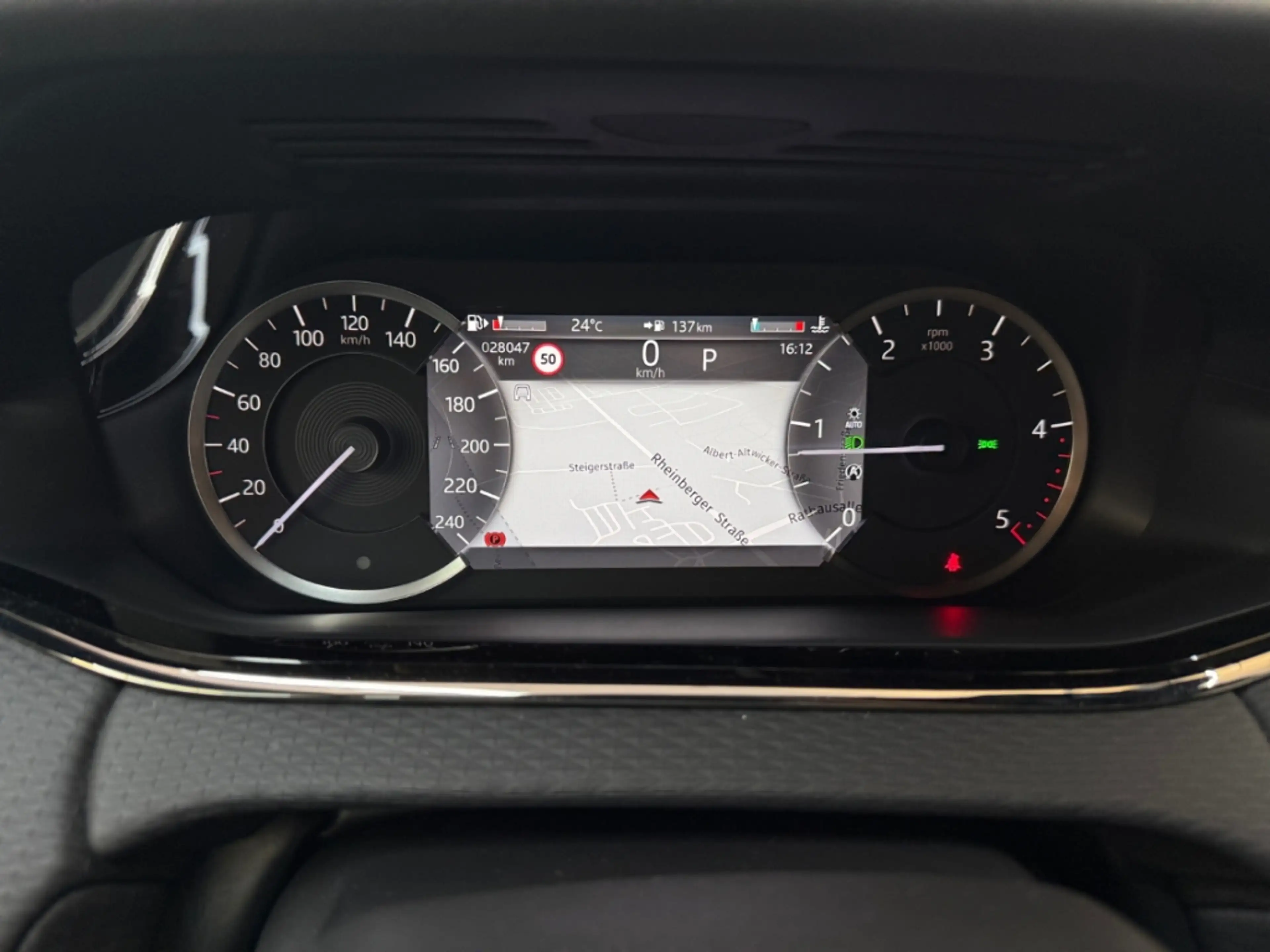 Land Rover Range Rover Evoque R-Dynamic S 4x4 AUTOMATIK ALLWETTER NAV LED AHK DI — photo 11