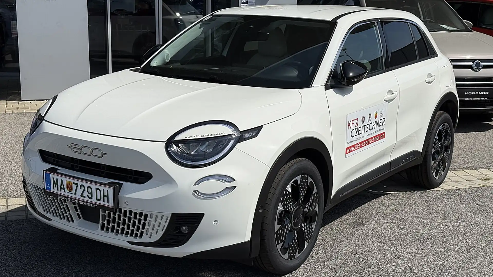 Fiat 600e 600 Elektro La Prima 54 kWh Weiß - 1