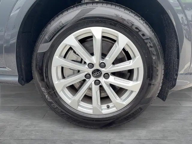 Audi Q5 SUV TDI quattro 150 kW Ansicht 4