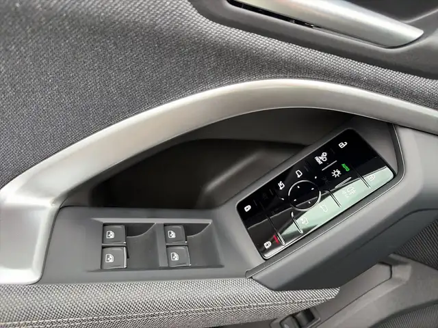 Audi Q5 SUV TDI quattro 150 kW Ansicht 17