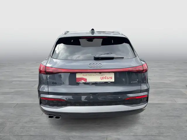 Audi Q5 SUV TDI quattro 150 kW Ansicht 3
