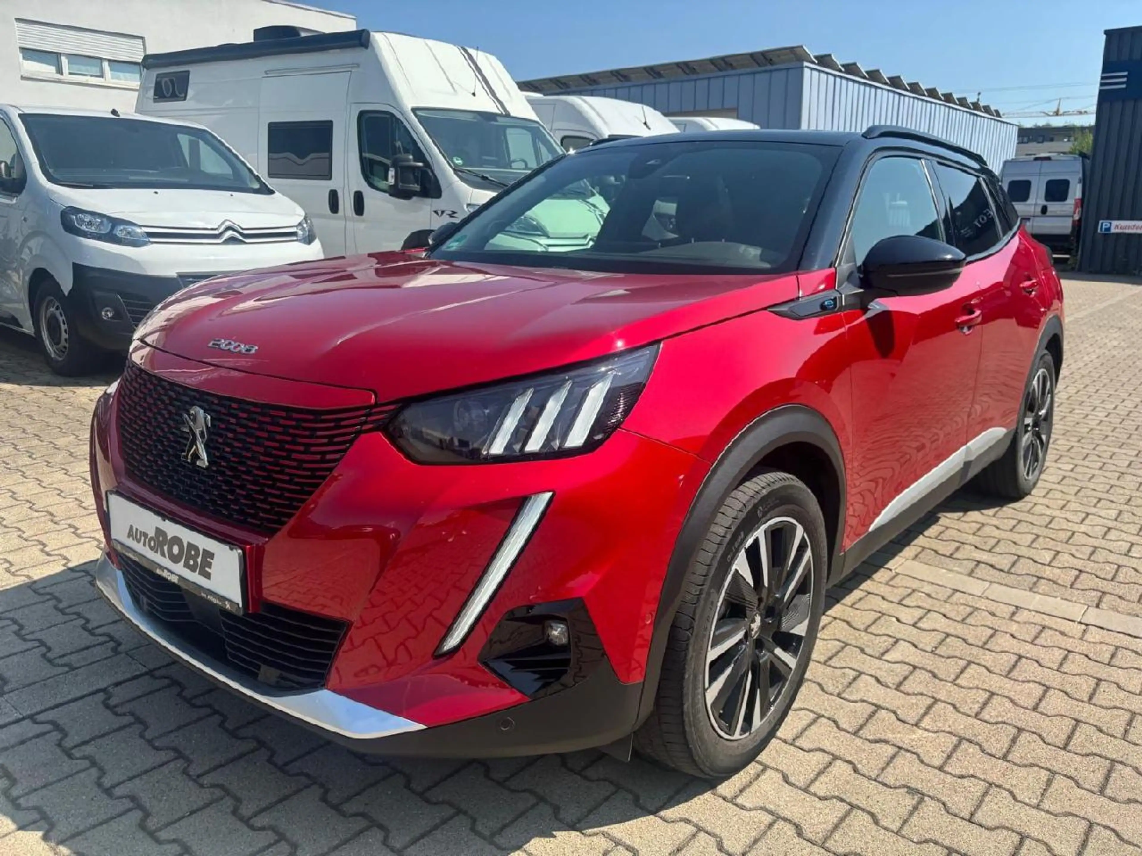 Peugeot e-2008 e- GT Pack — photo 7