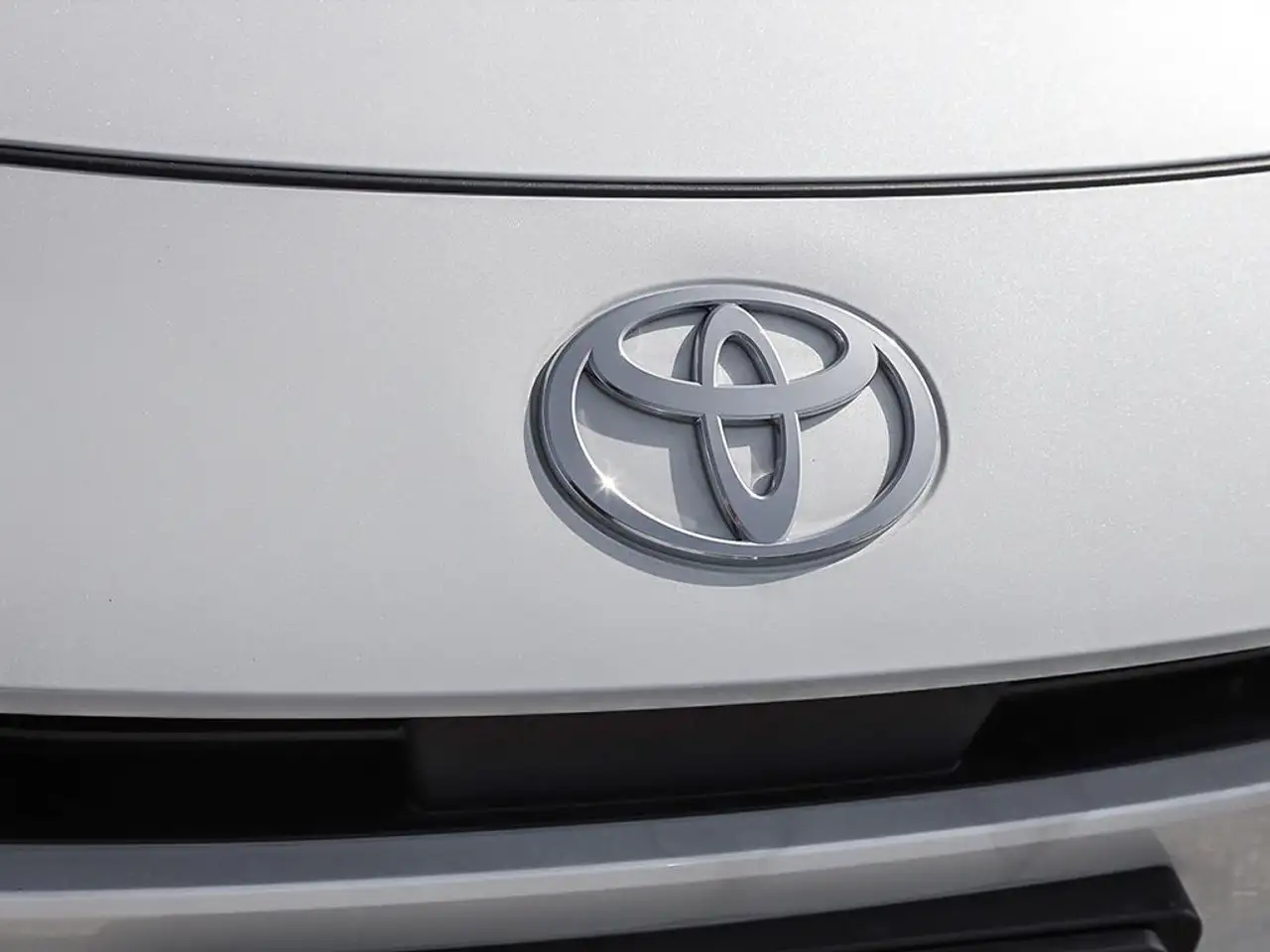 Toyota Prius снимка Toyota Prius