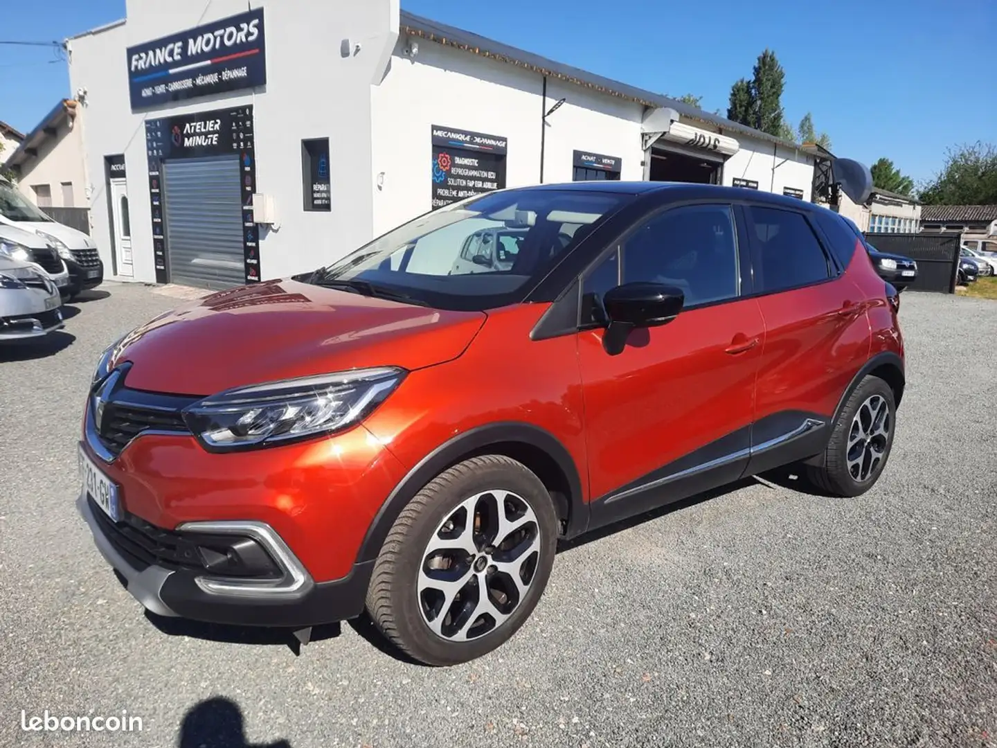 Renault Captur INTENS 81034KMS TRES BON ETAT COULEUR ROUGE FEUX E Rouge - 1