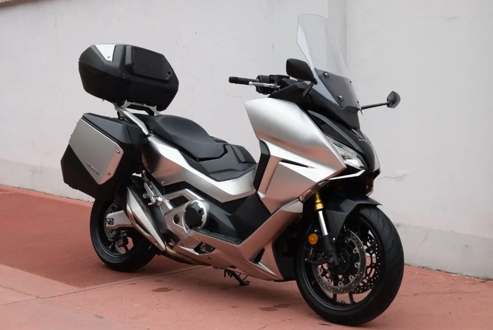 Honda Forza 750 TRAVEL 2021 Grijs - 1