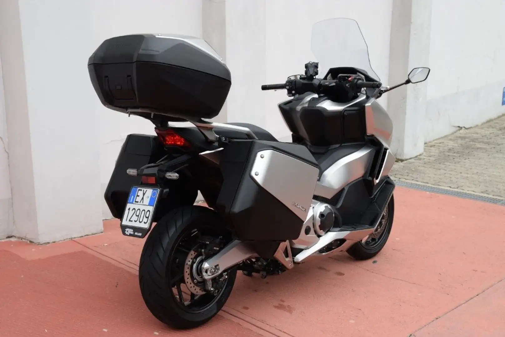 Honda Forza 750 TRAVEL 2021 Grijs - 2