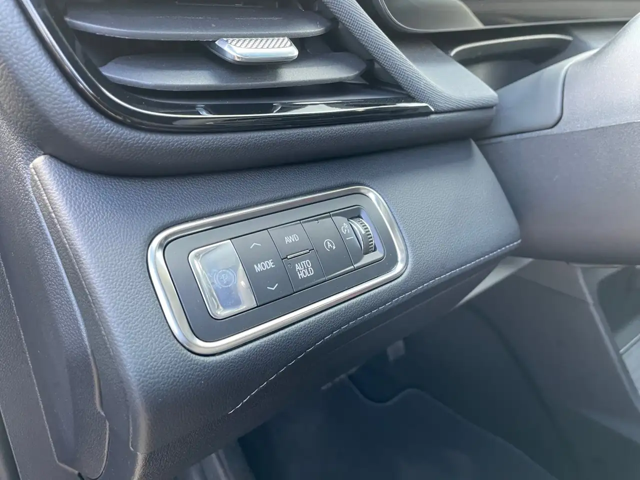 Buick Enclave снимка Buick Enclave