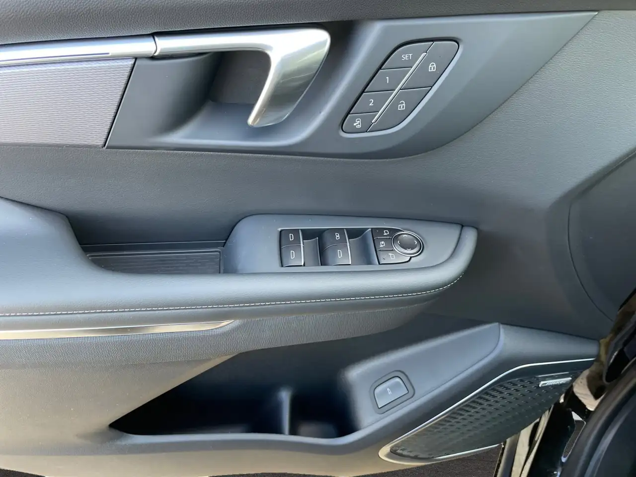 Buick Enclave снимка Buick Enclave