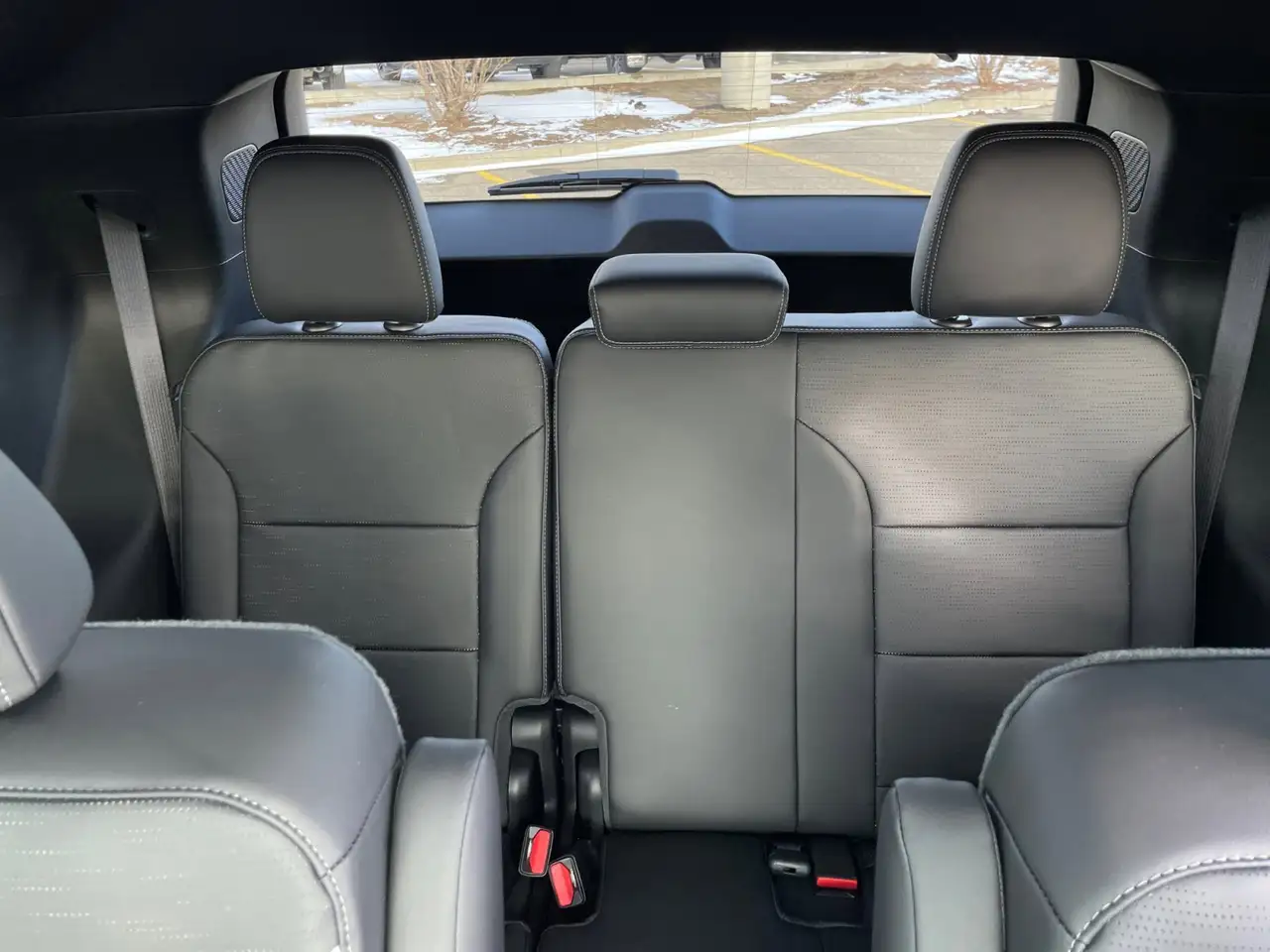 Buick Enclave снимка Buick Enclave