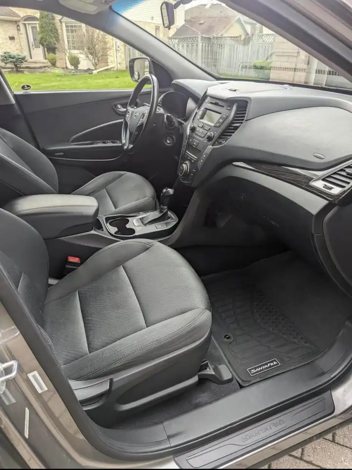 Hyundai SANTA FE снимка Hyundai SANTA FE