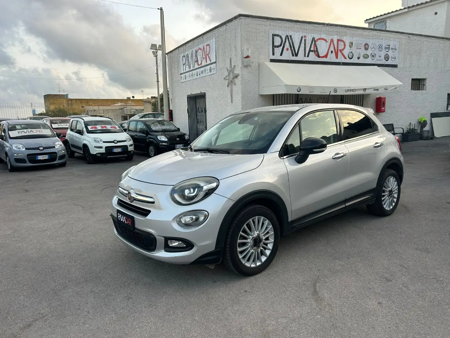 Fiat 500X 1.6 M.Jet 120 CV Lounge Grijs - 1
