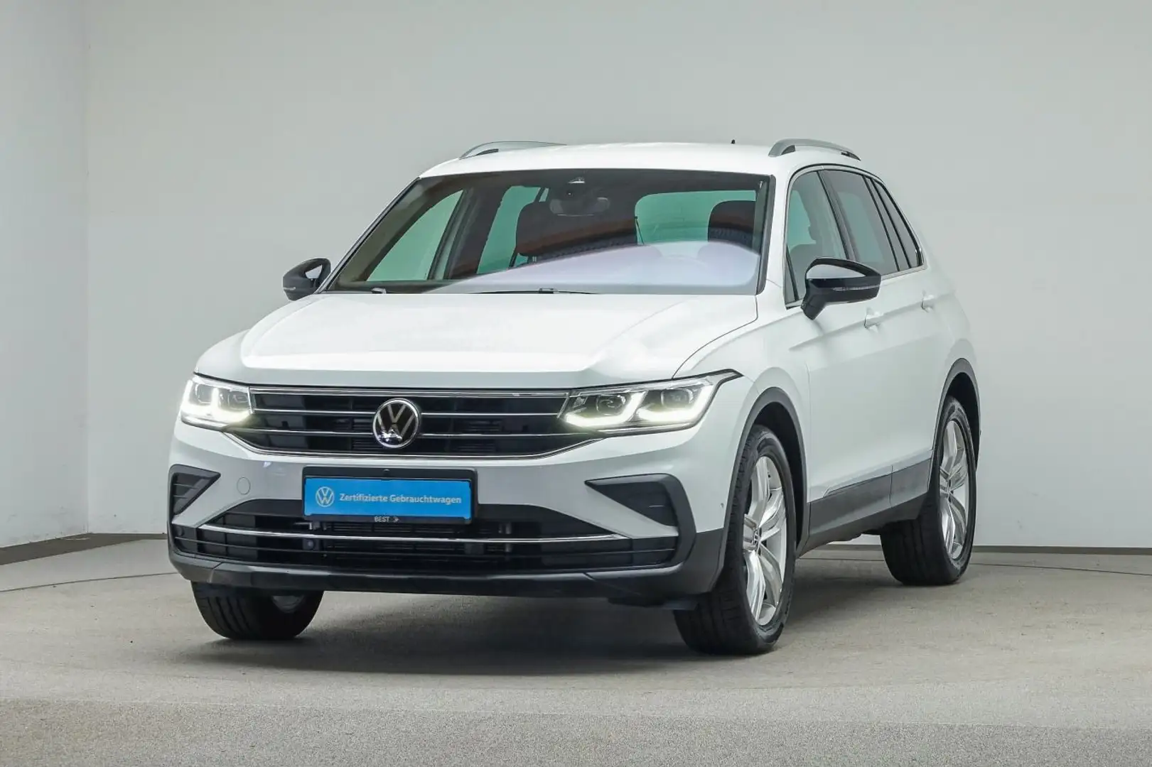 Volkswagen Tiguan 1.5 TSI DSG MOVE*MATRIX*AHK*KAMERA*PDC*SH Wit - 2