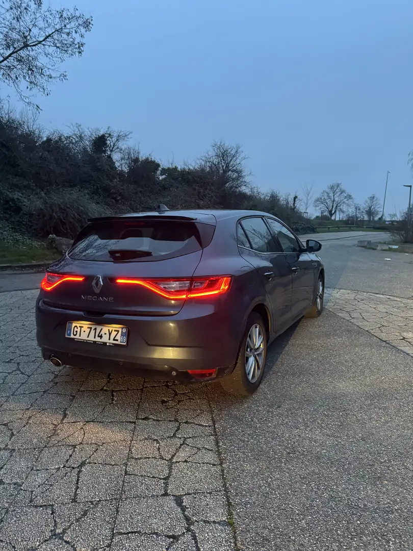 Renault Megane Mégane IV Berline dCi 110  Intens - 2