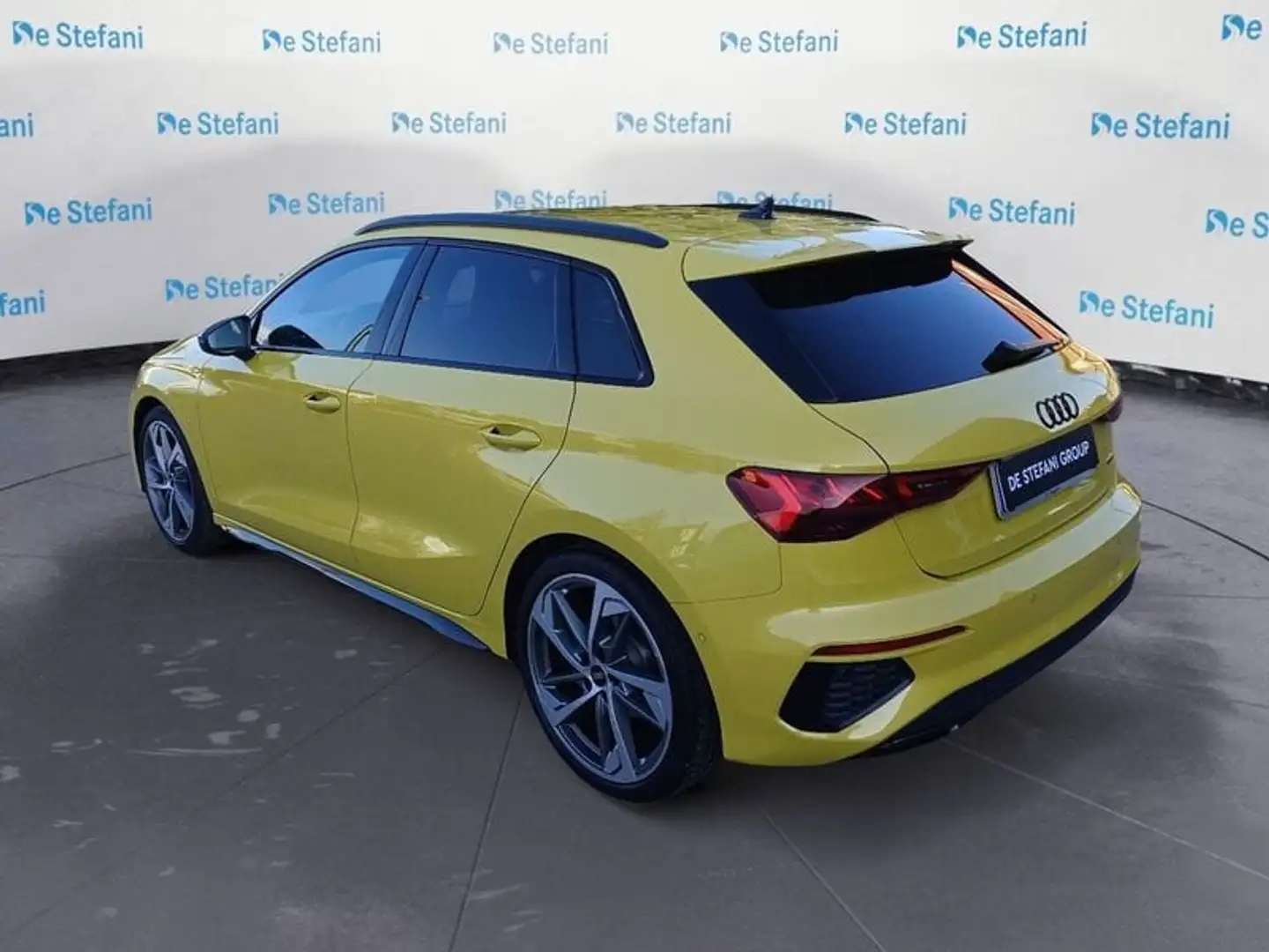 Audi A3 A3 Sportback 40 2.0 tdi S line edition quattro s- Yellow - 2
