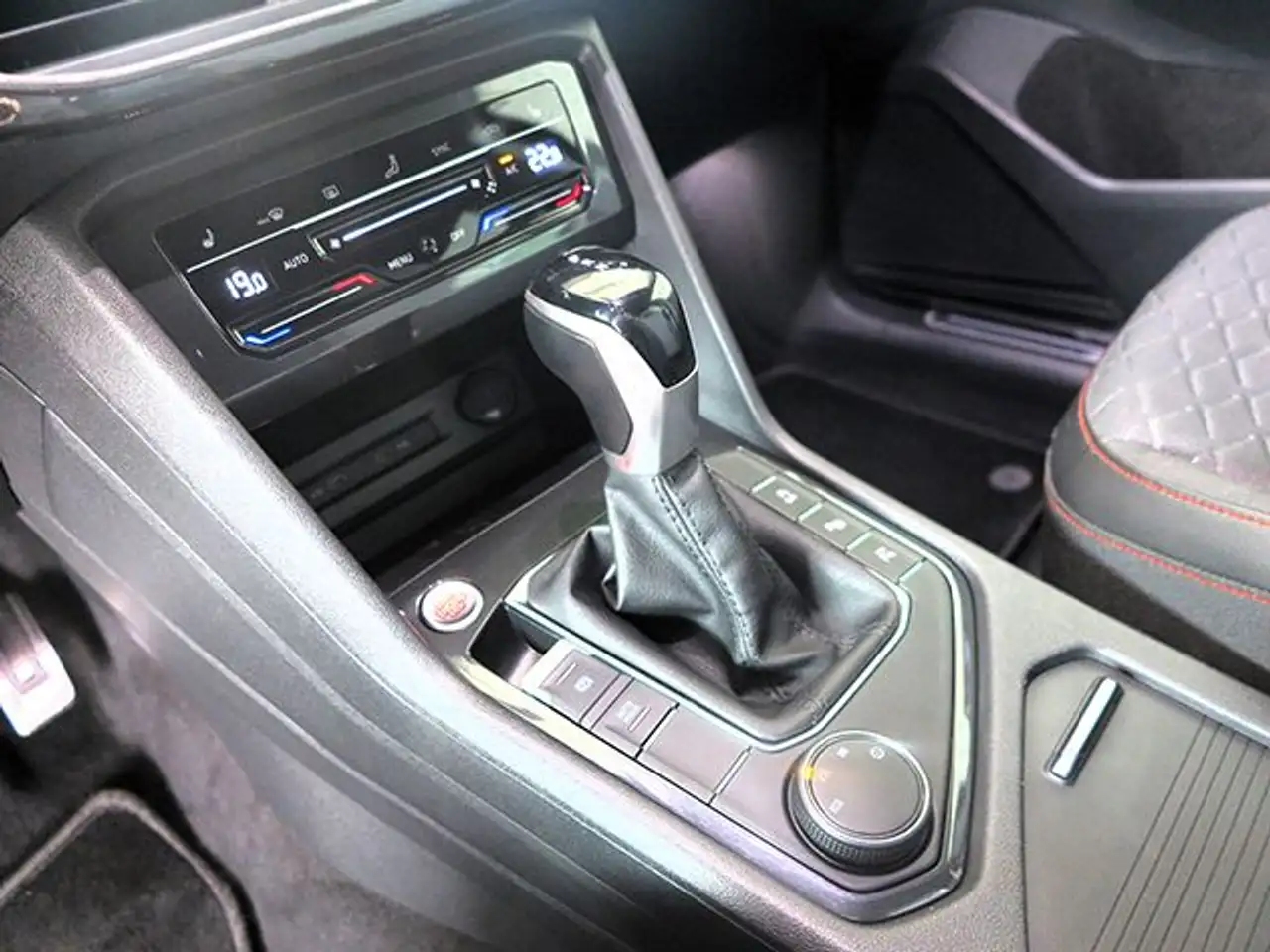 SEAT Tarraco FR 2.0 | Kamera | Navi | AHK | Winterp 11