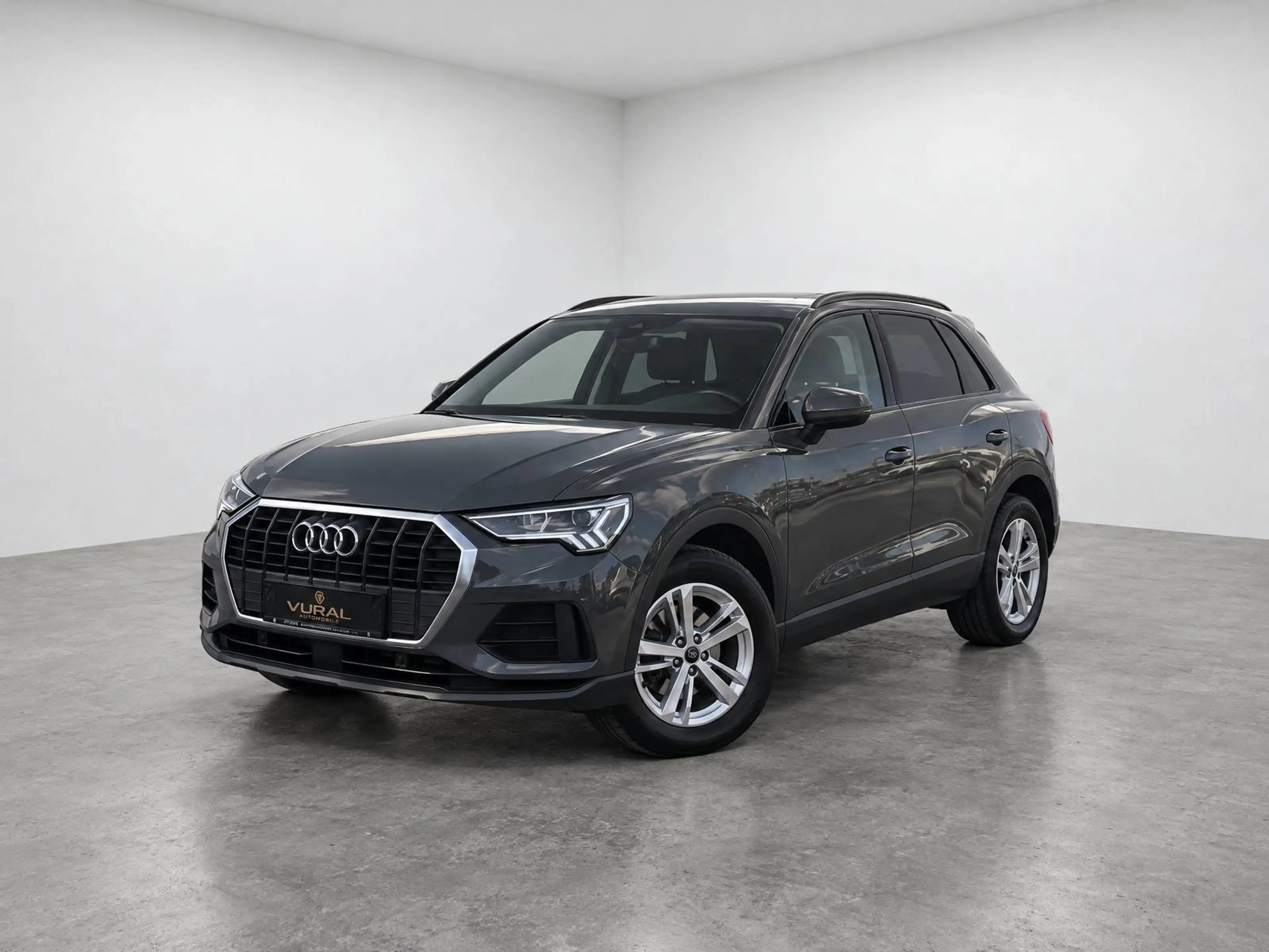 Audi Q3 35 TDI S-tronic | Matrix LED | Assistenz-Paket | Rückfahrkamera | Keyless | 1.Besitzer | — photo 14