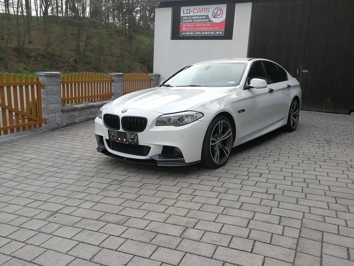 BMW 525 d Aut. Fehér - 2