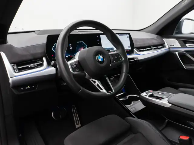 BMW X2 view 20