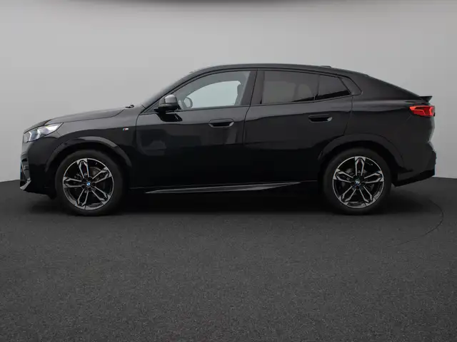BMW X2 view 11