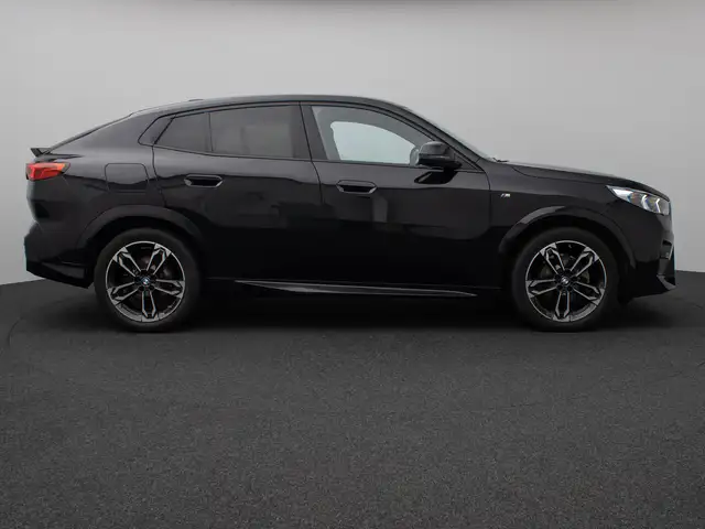 BMW X2 view 5