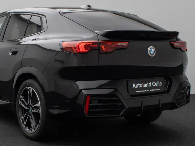 BMW X2 view 16