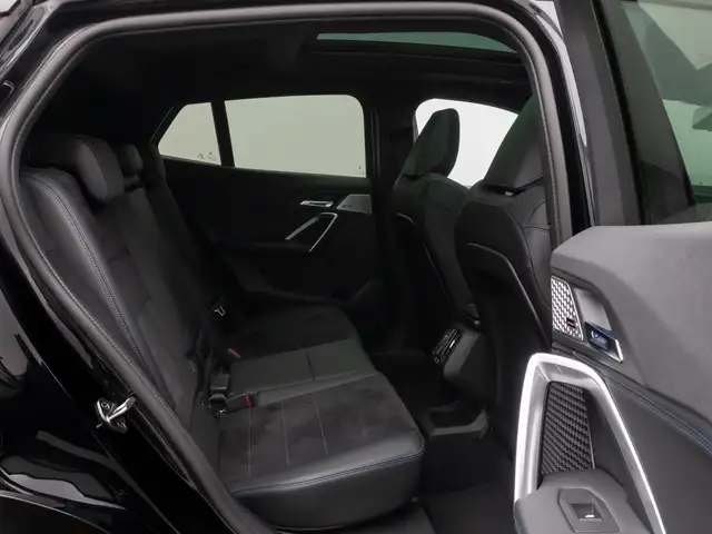 BMW X2 view 26