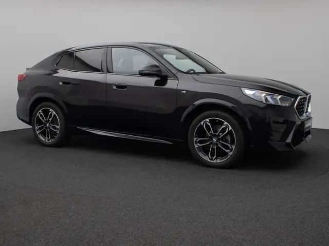 BMW X2 view 4