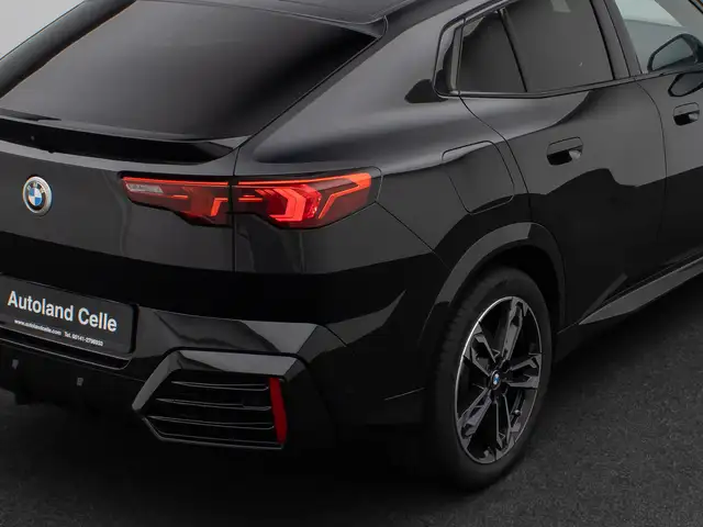 BMW X2 view 15